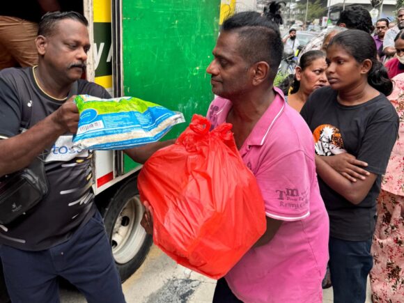 Bantuan Barangan Keperluan Asas
