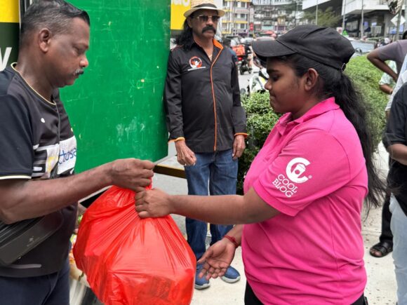 Bantuan Barangan Keperluan Asas